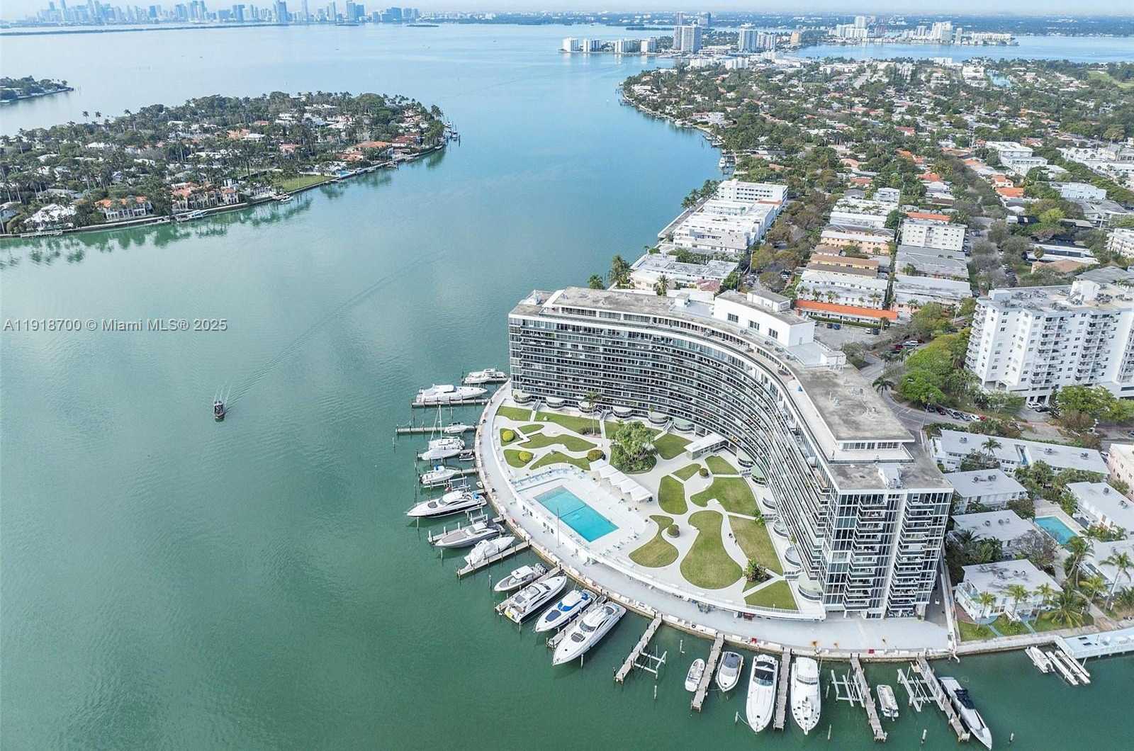 Small Image of 900 BAY DR #524, Miami Beach Number 42