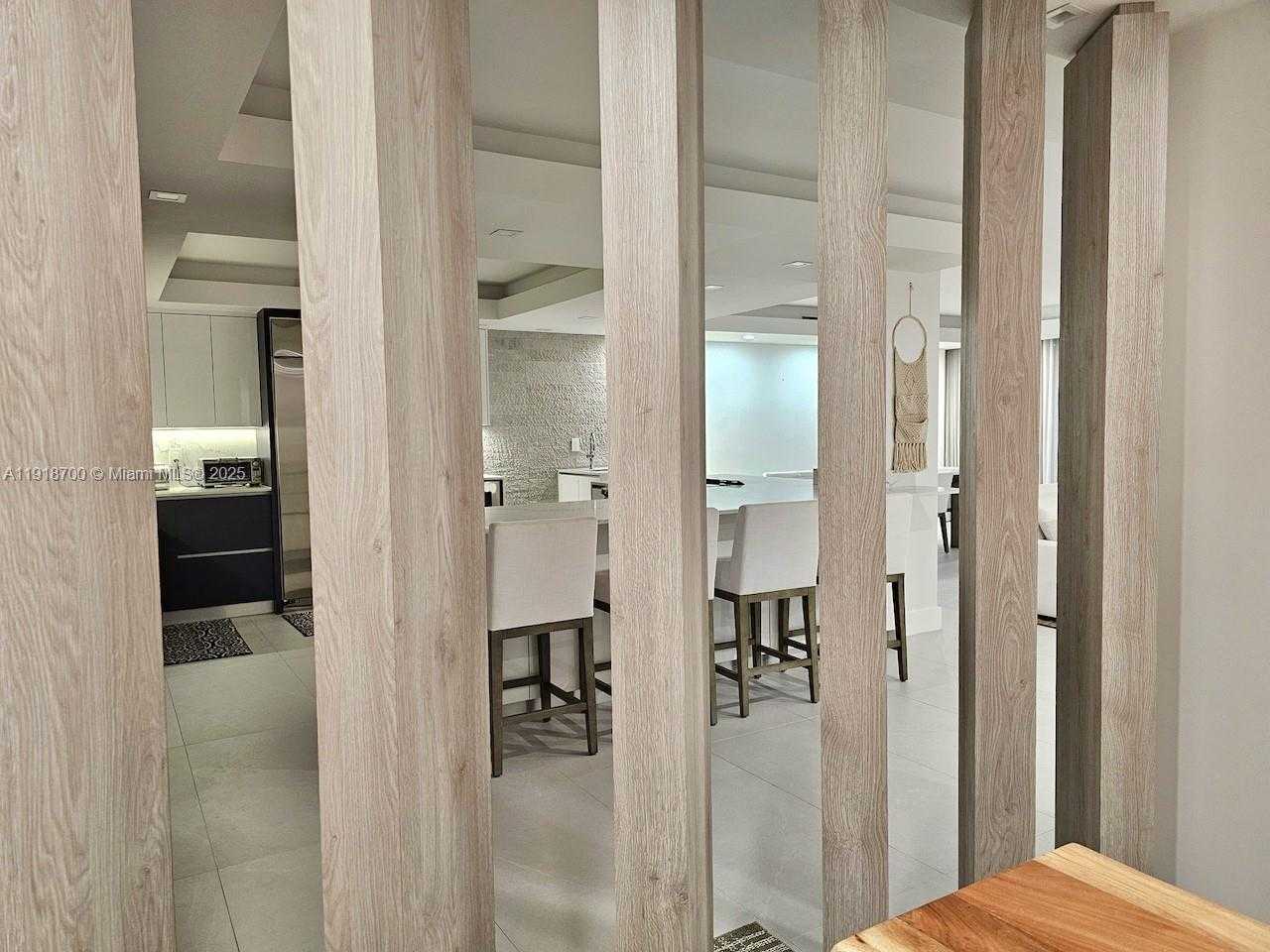 Small Image of 900 BAY DR #524, Miami Beach Number 44