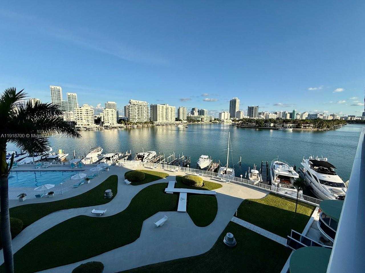 Small Image of 900 BAY DR #524, Miami Beach Number 9