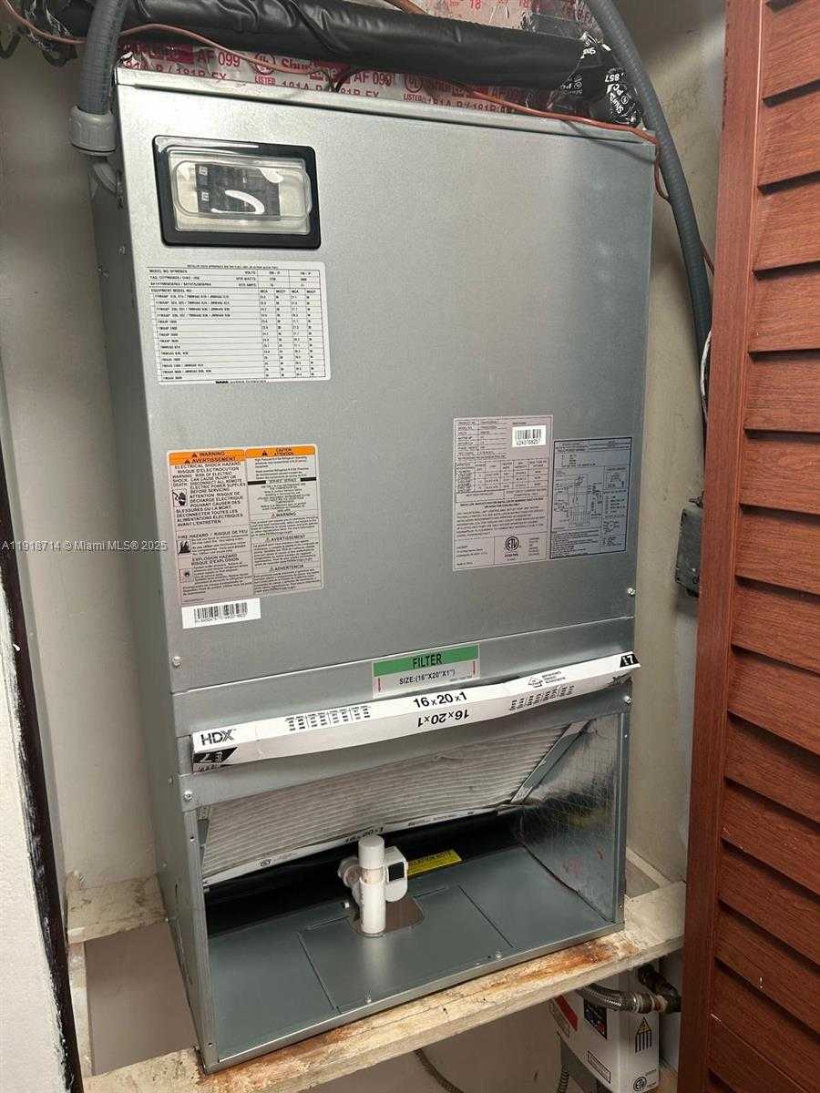 Small Image of 8411 NORTH WEST 8TH ST #405, Miami Number 22