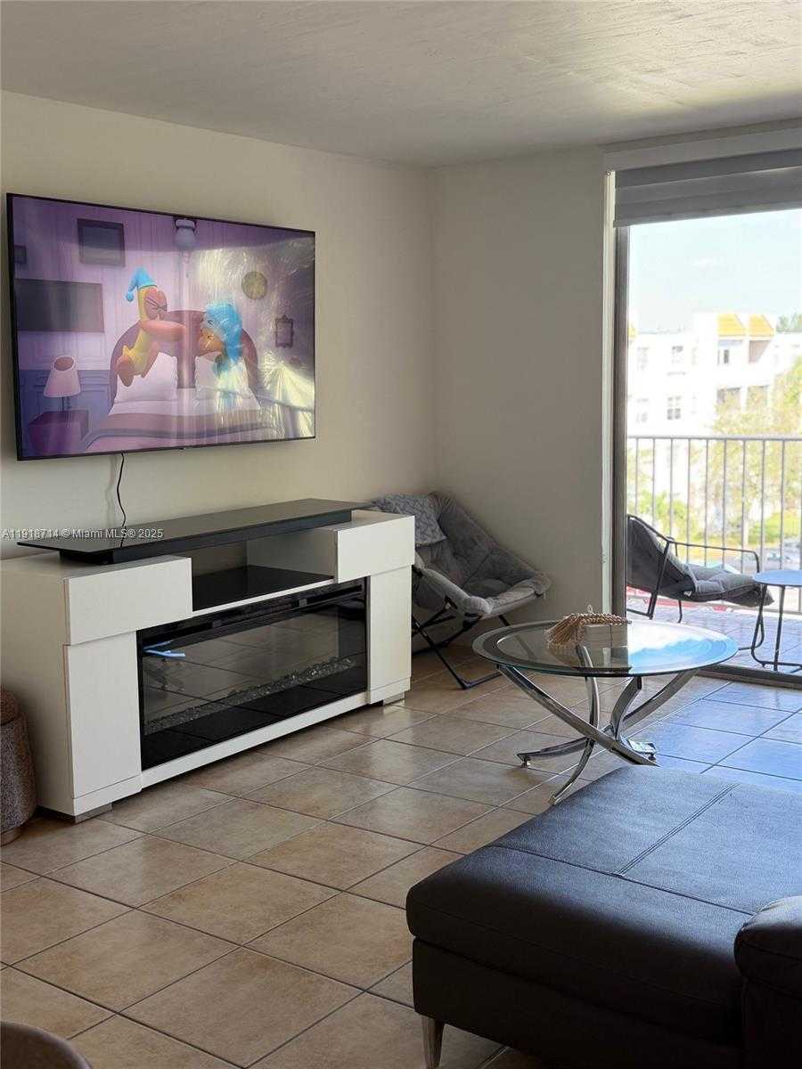 Small Image of 8411 NORTH WEST 8TH ST #405, Miami Number 4