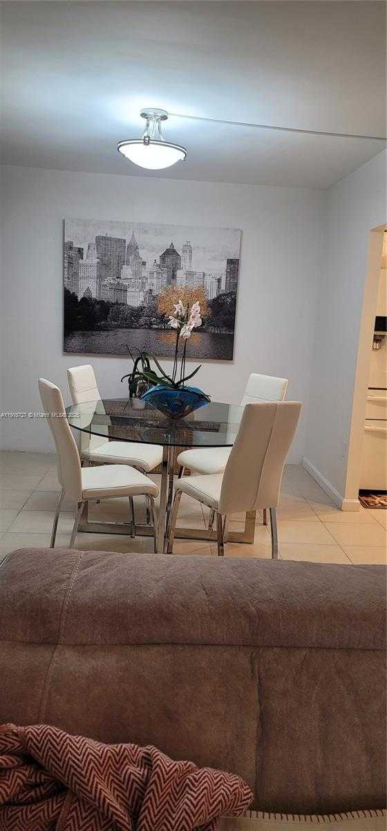 Imagen de Pequeño Objeto