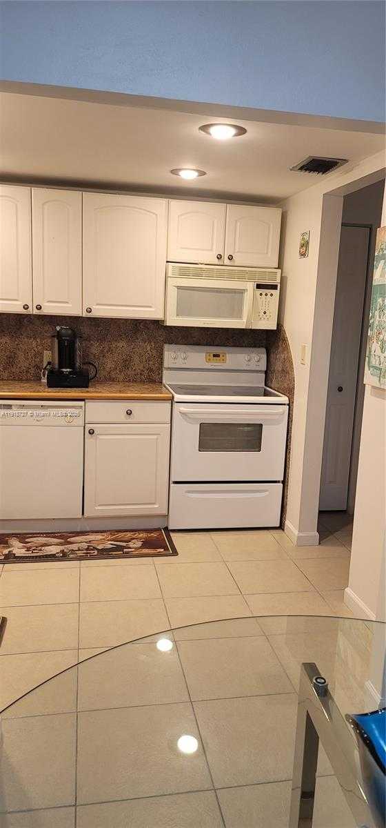 Imagen de Pequeño Objeto