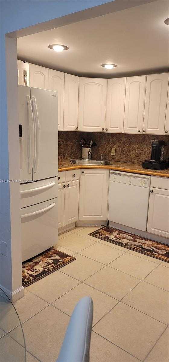 Imagen de Pequeño Objeto