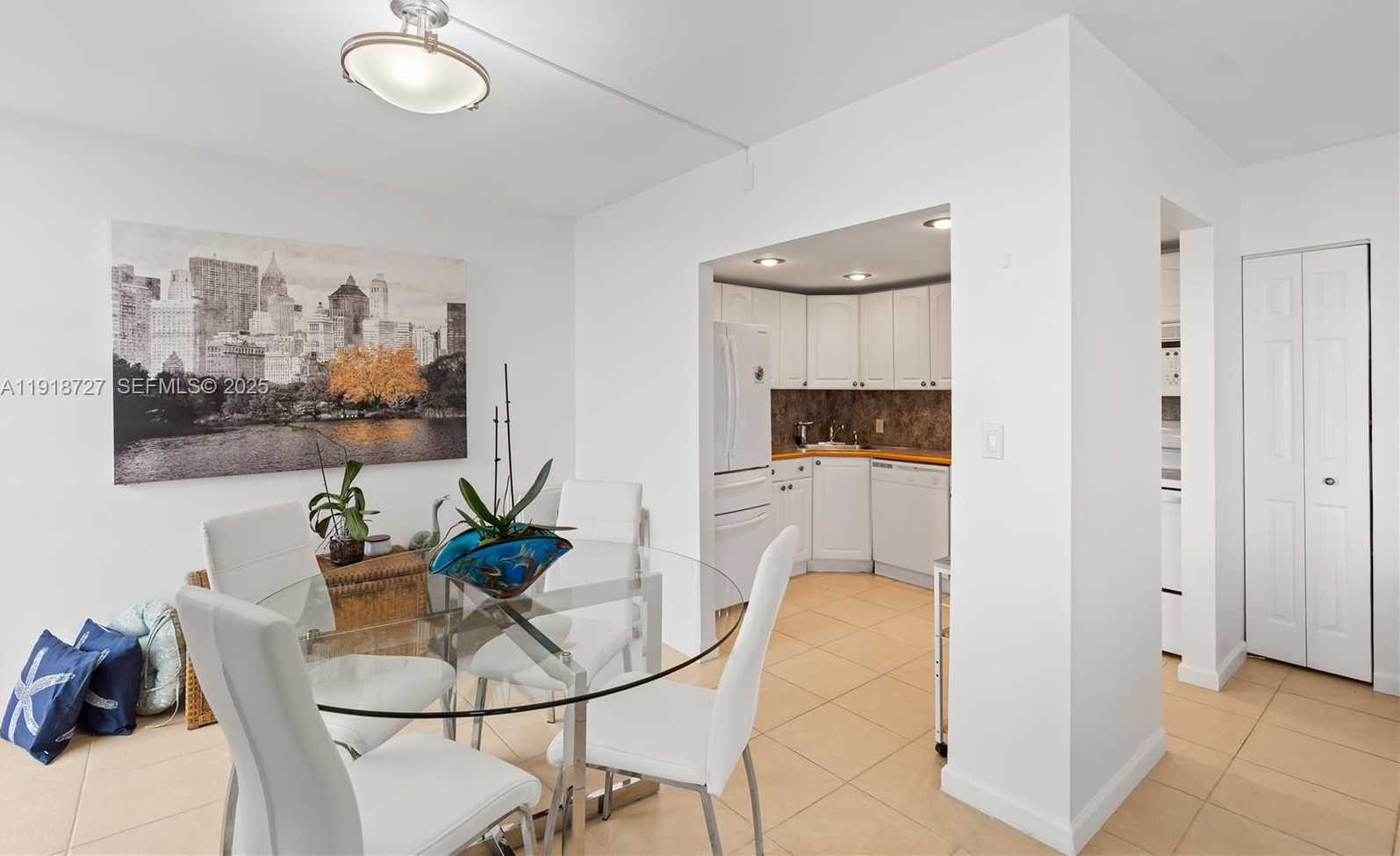 Small Image of 3675 NORTH COUNTRY CLUB DR #2201, Aventura Number 54