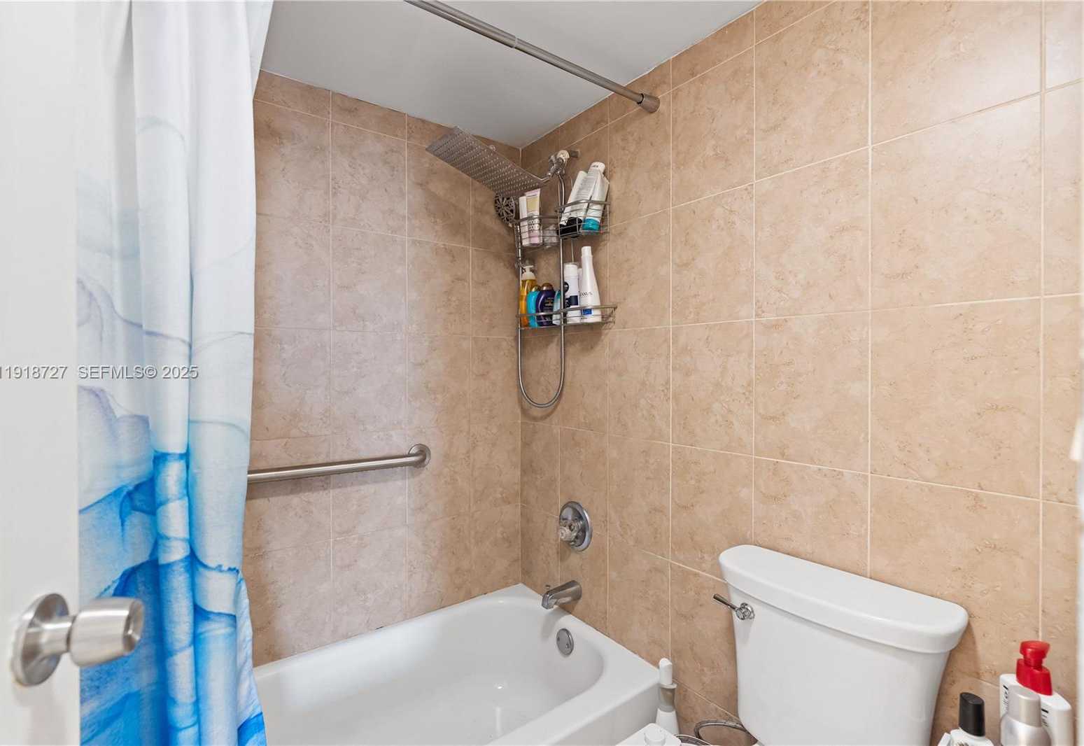 Small Image of 3675 NORTH COUNTRY CLUB DR #2201, Aventura Number 56