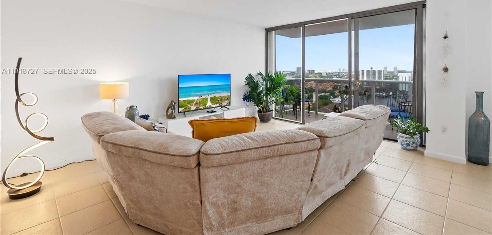 Small Image of 3675 NORTH COUNTRY CLUB DR #2201, Aventura Number 69