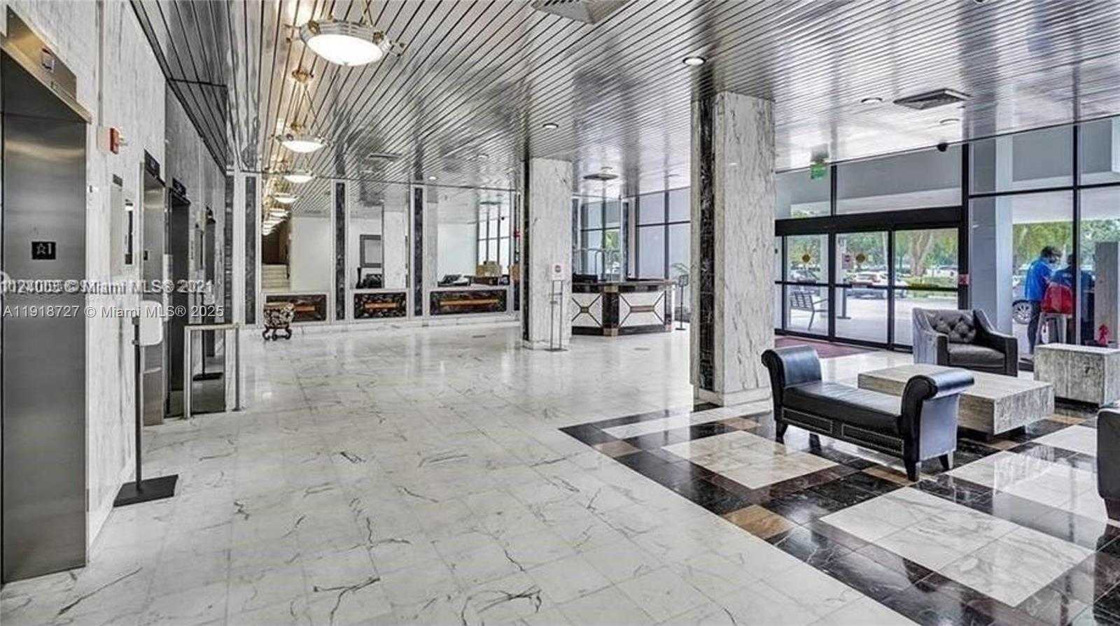 Imagen de Pequeño Objeto