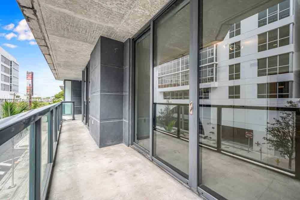 Small Image of 201 SOUTH WEST 17TH RD #302, Miami Number 19