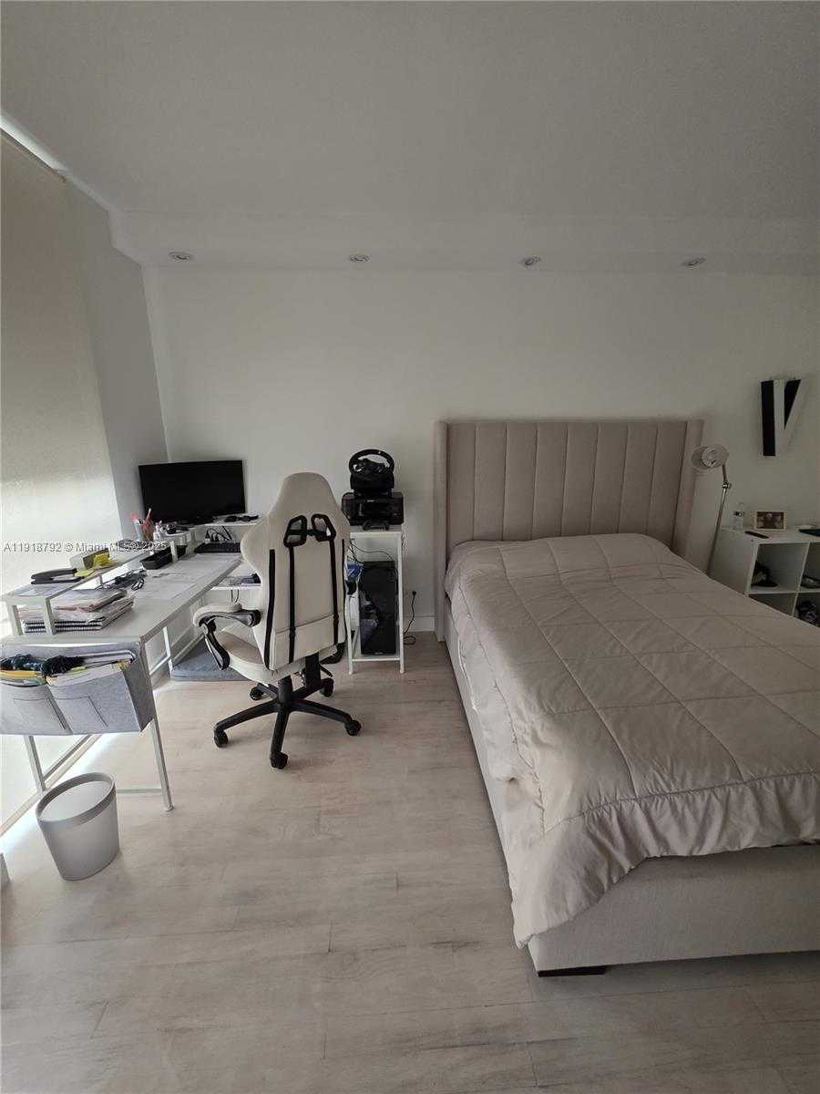 Small Image of 20191 EAST COUNTRY CLUB DR #403, Aventura Number 16