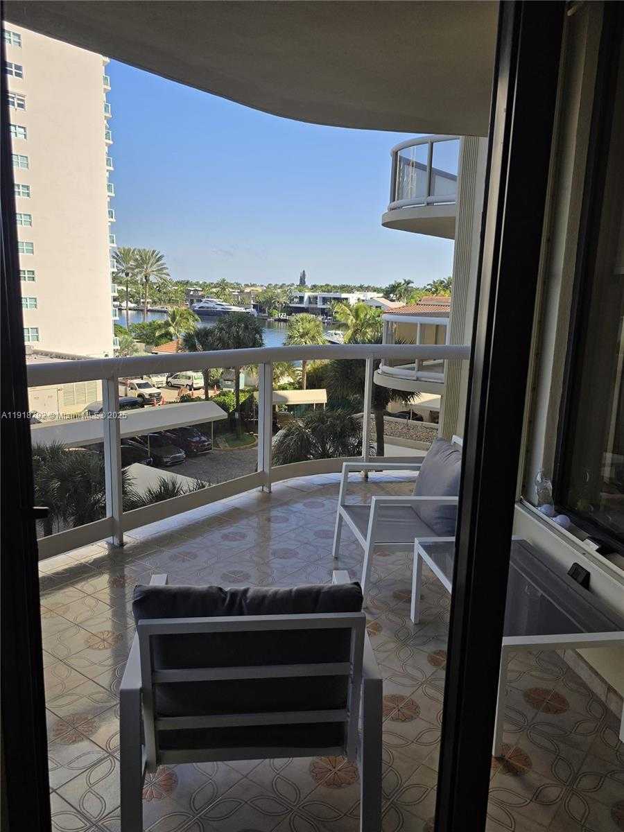Small Image of 20191 EAST COUNTRY CLUB DR #403, Aventura Number 26