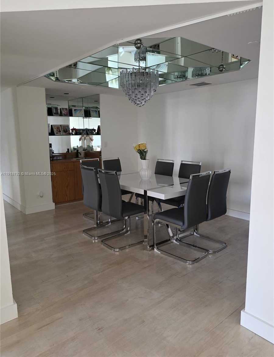 Small Image of 20191 EAST COUNTRY CLUB DR #403, Aventura Number 5