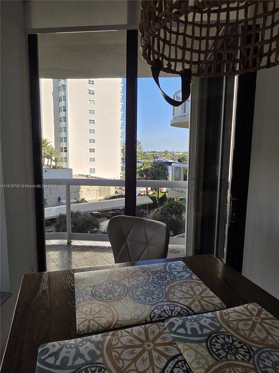 Small Image of 20191 EAST COUNTRY CLUB DR #403, Aventura Number 9