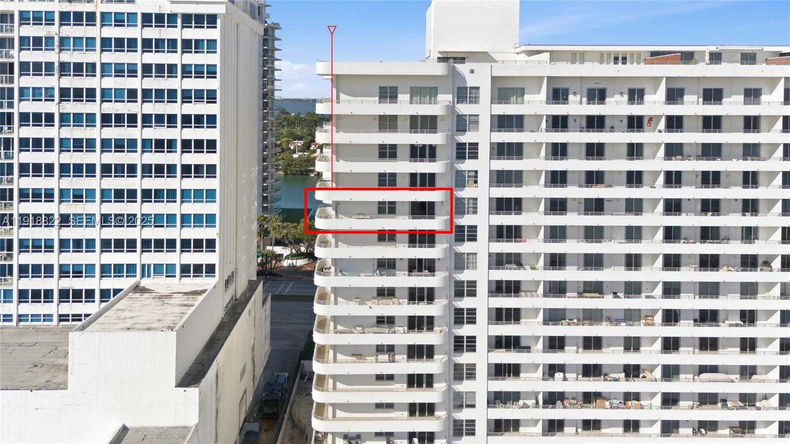 Small Image of 5555 COLLINS AVE #12N, Miami Beach Number 7