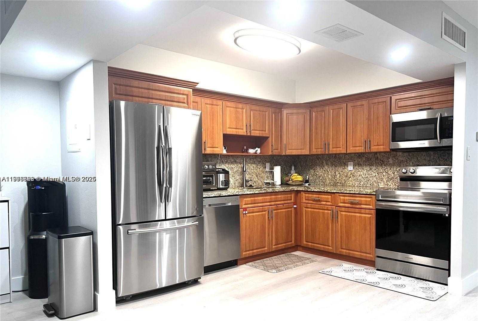 Small Image of 20200 WEST COUNTRY CLUB DR #112, Aventura Number 5