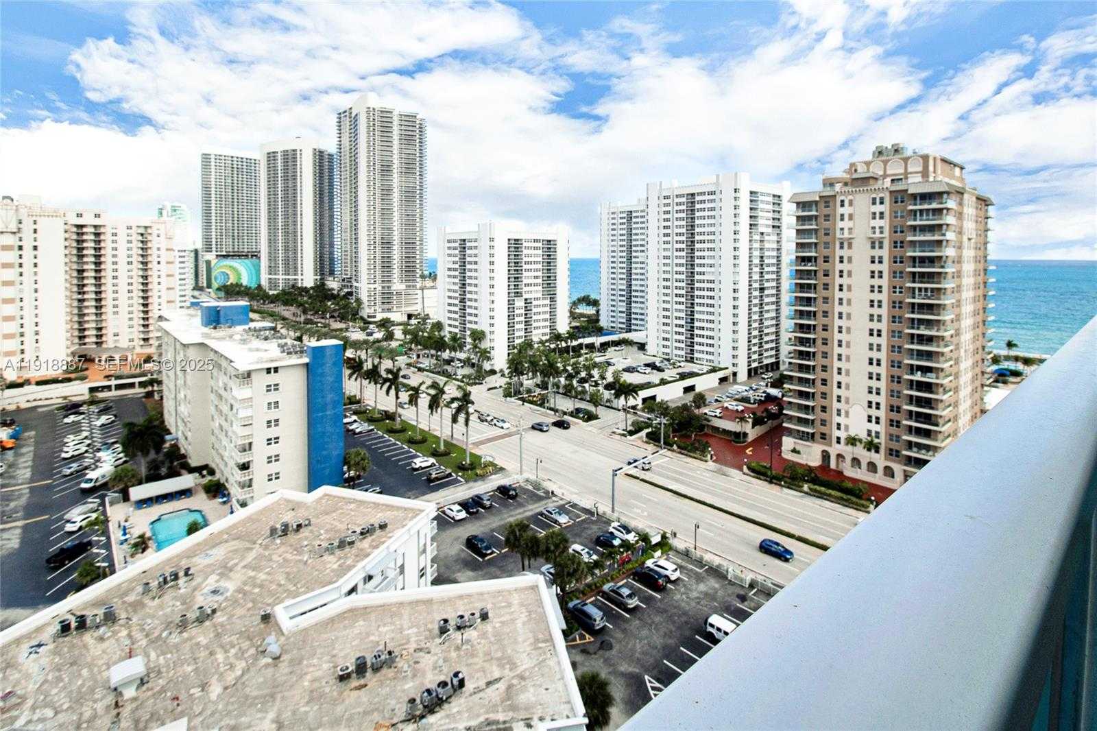 Small Image of 1945 SOUTH OCEAN DR #1410, Hallandale Beach Number 19