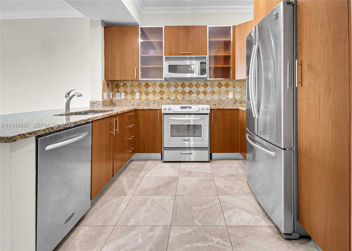 Small Image of 1945 SOUTH OCEAN DR #1410, Hallandale Beach Number 3