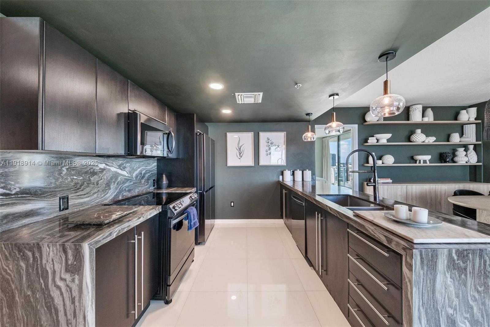 Small Image of 665 NORTH EAST 25TH ST #1805, Miami Number 17