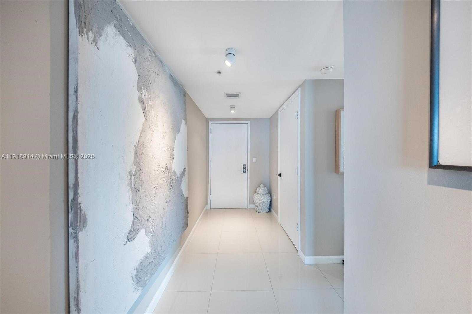 Small Image of 665 NORTH EAST 25TH ST #1805, Miami Number 29