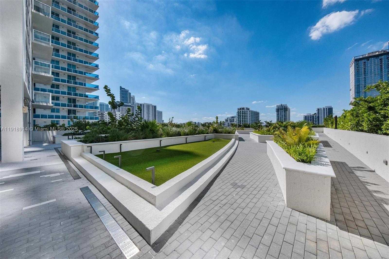 Small Image of 665 NORTH EAST 25TH ST #1805, Miami Number 58