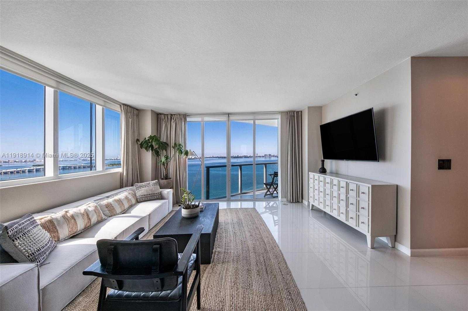 Small Image of 665 NORTH EAST 25TH ST #1805, Miami Number 7