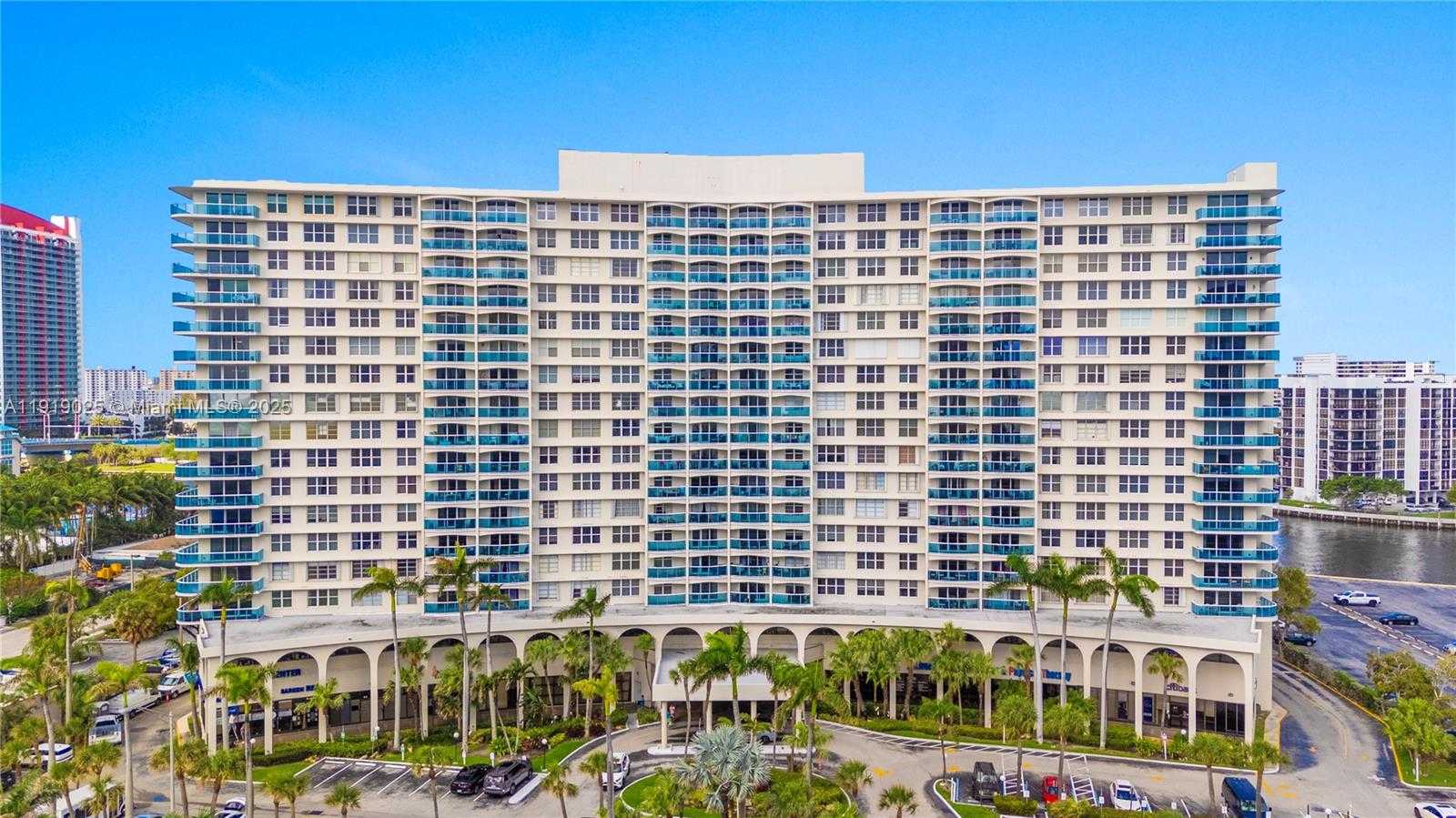 Small Image of 3800 SOUTH OCEAN DR #306, Hollywood Number 2