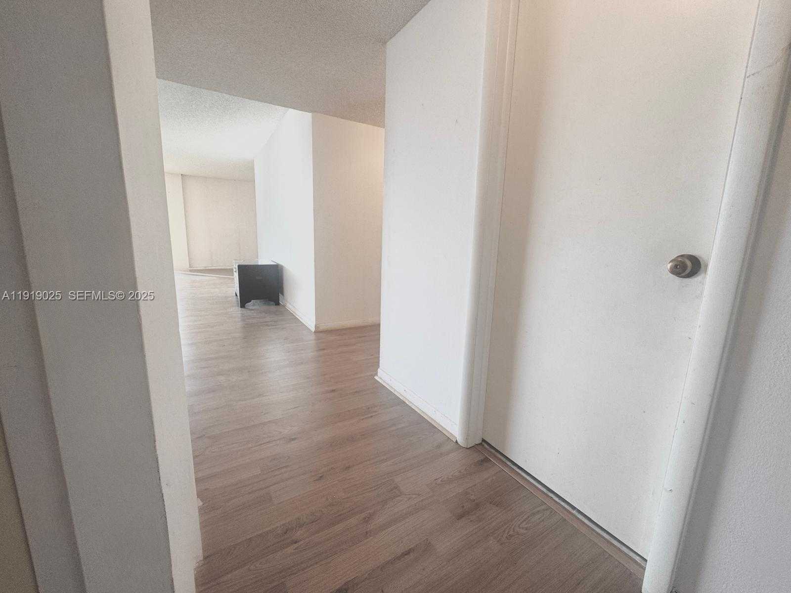 Imagen de Pequeño Objeto