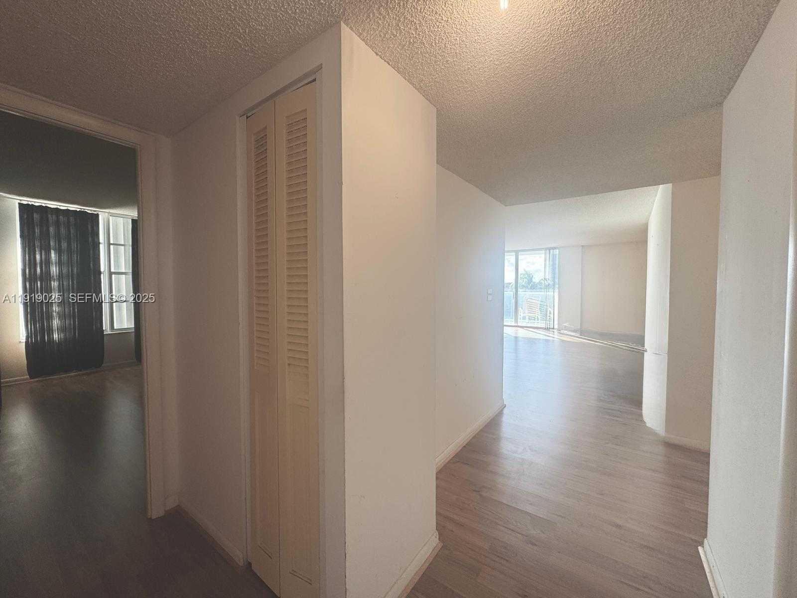 Imagen de Pequeño Objeto