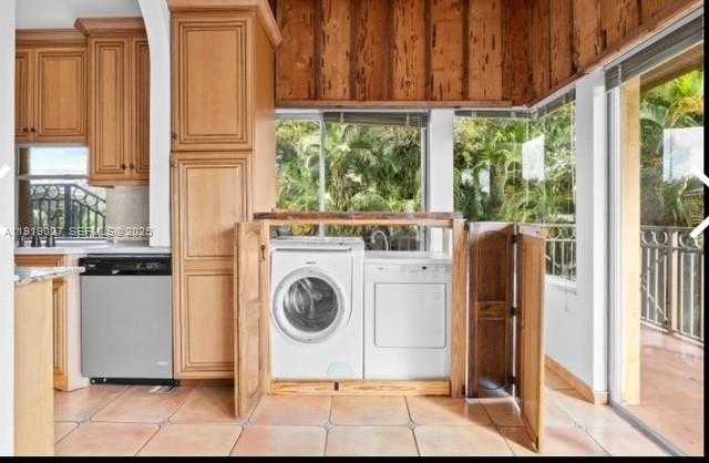 Small Image of 4850 SOUTH WEST 63RD TER #232, Davie Number 13