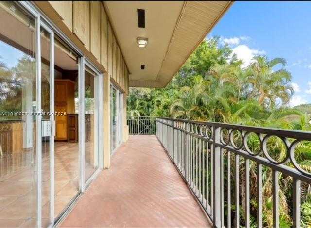 Small Image of 4850 SOUTH WEST 63RD TER #232, Davie Number 26