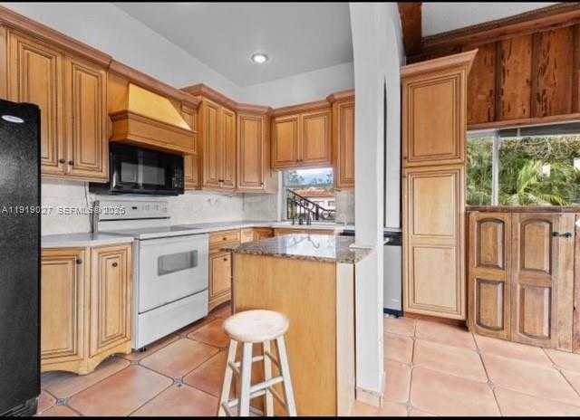 Small Image of 4850 SOUTH WEST 63RD TER #232, Davie Number 6