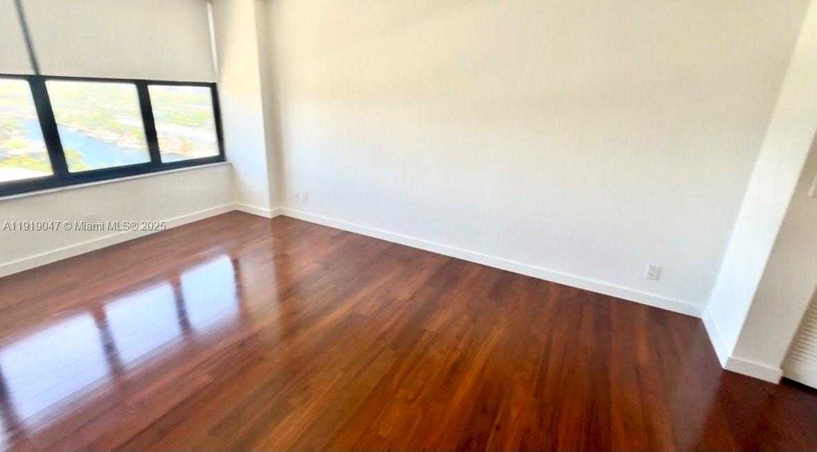 Small Image of 2500 PARKVIEW DR #1109, Hallandale Beach Number 11