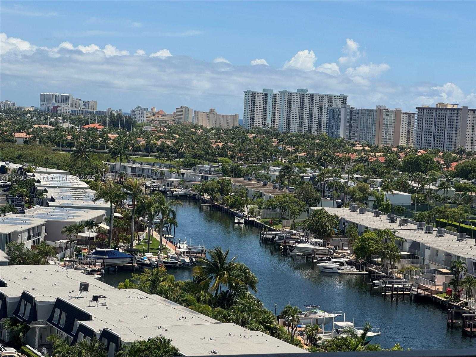 Small Image of 2500 PARKVIEW DR #1109, Hallandale Beach Number 18