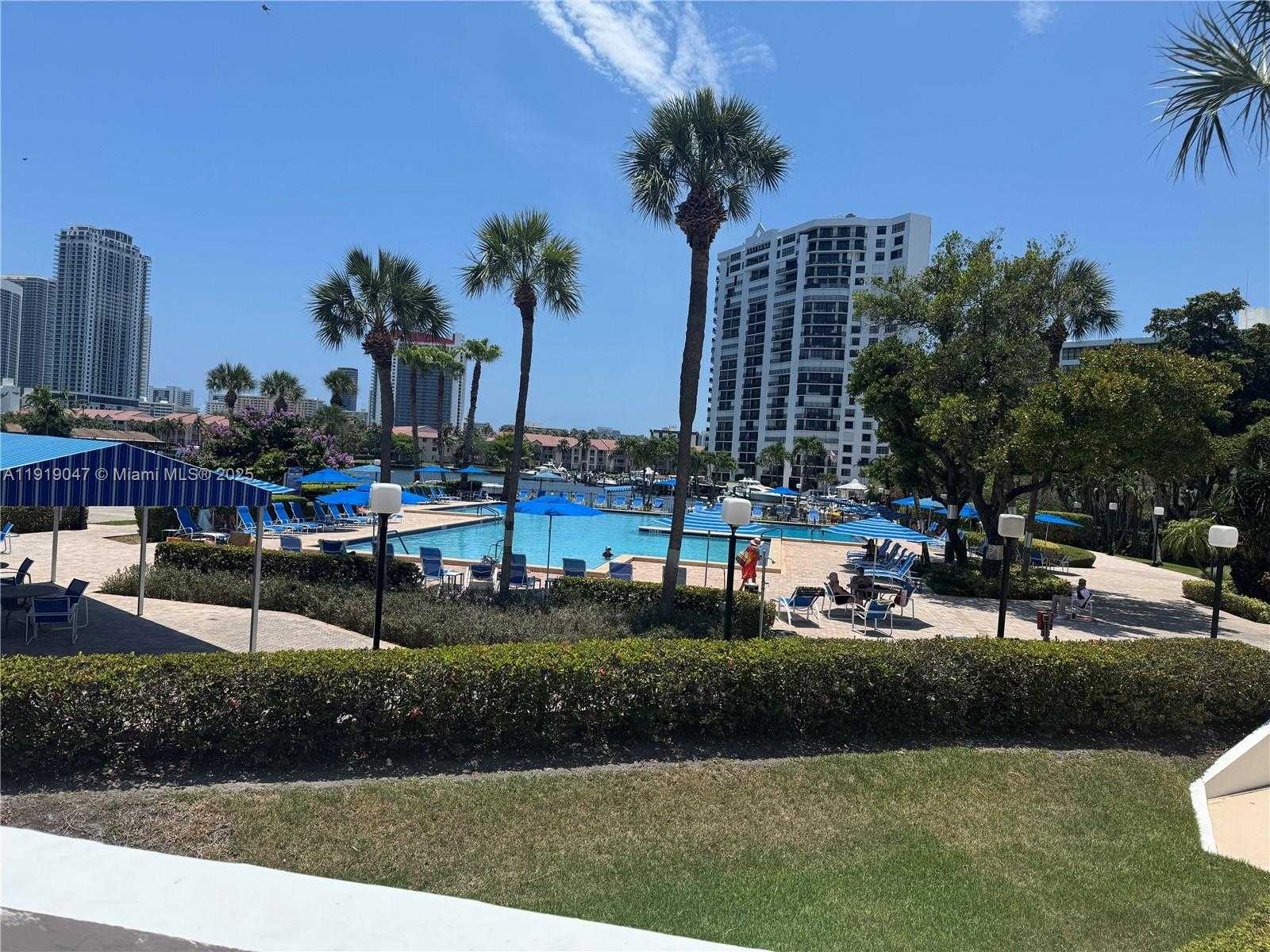 Small Image of 2500 PARKVIEW DR #1109, Hallandale Beach Number 22