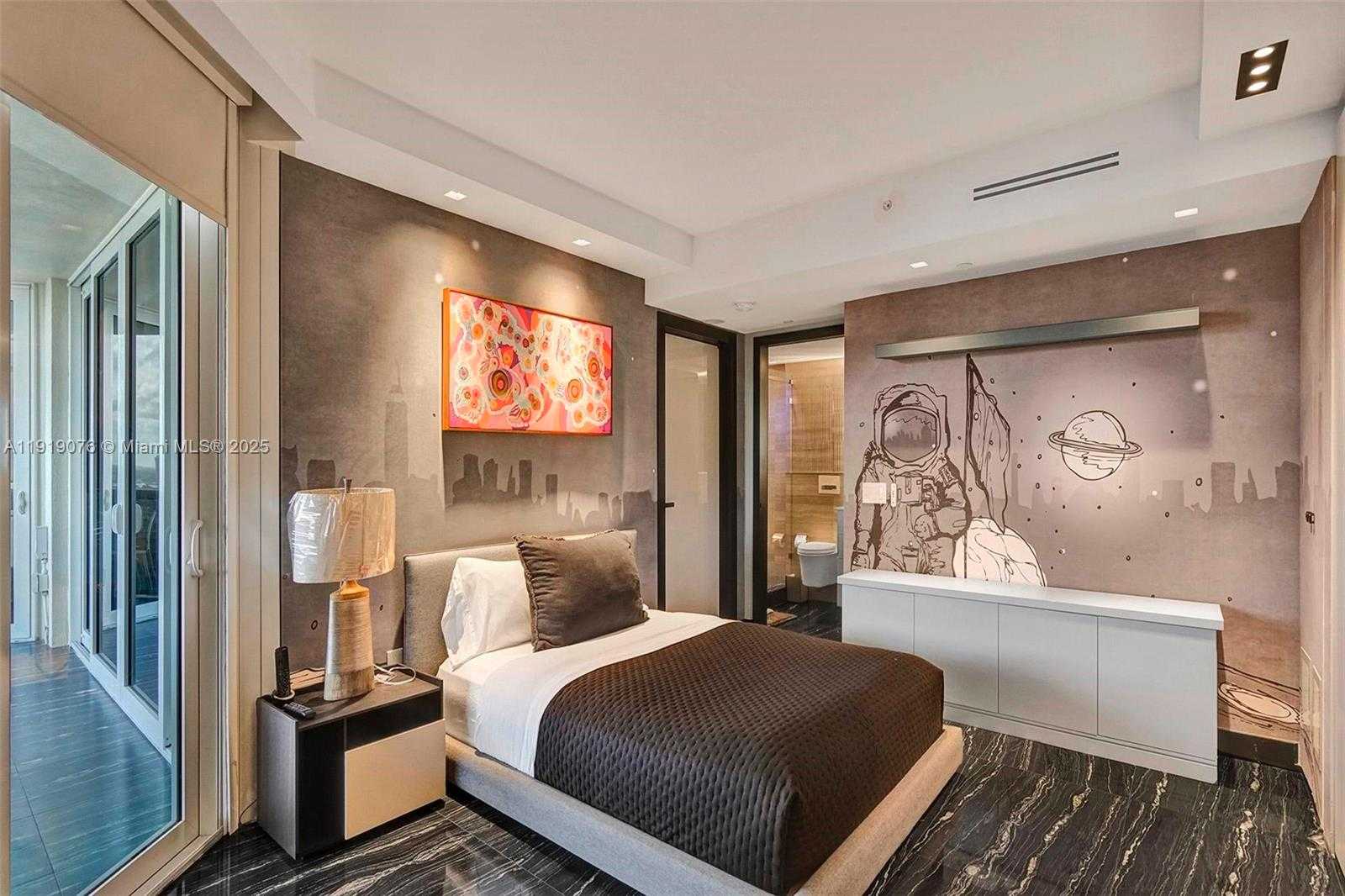 Small Image of 17555 COLLINS AVE #2107, Sunny Isles Beach Number 14