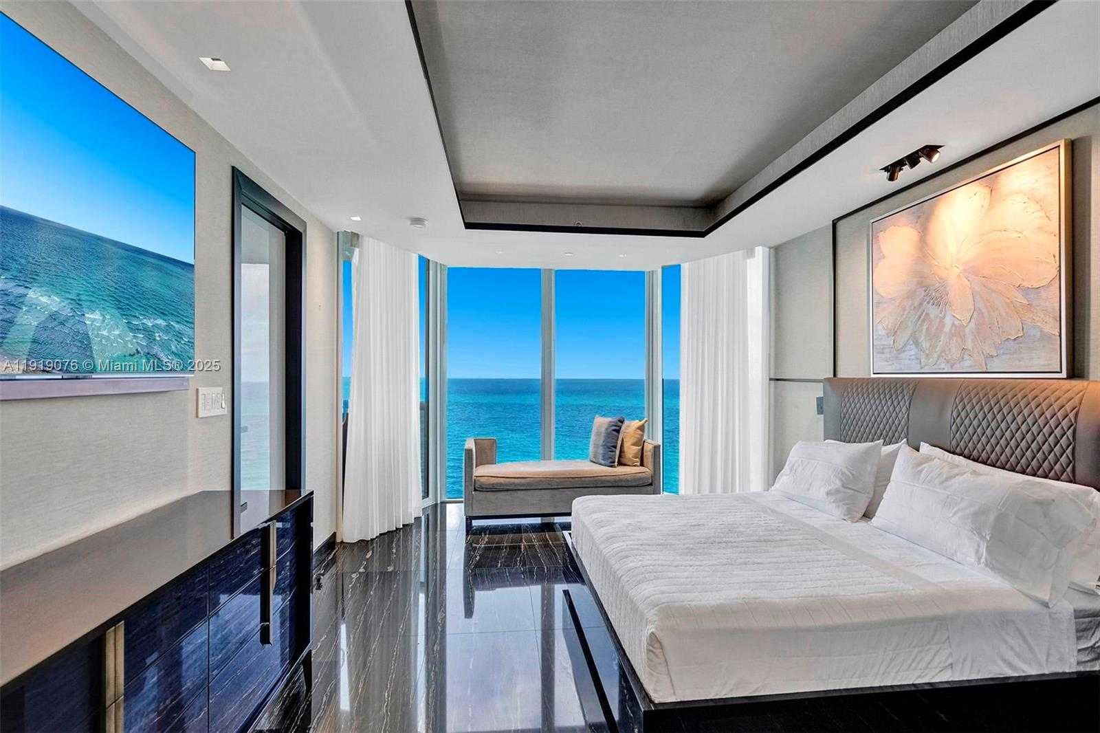 Small Image of 17555 COLLINS AVE #2107, Sunny Isles Beach Number 4