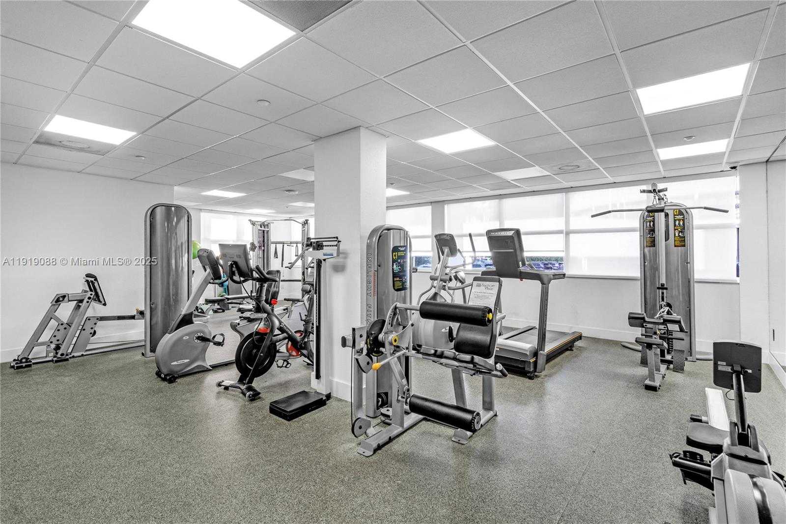 Small Image of 1420 BRICKELL BAY DR #608B, Miami Number 26