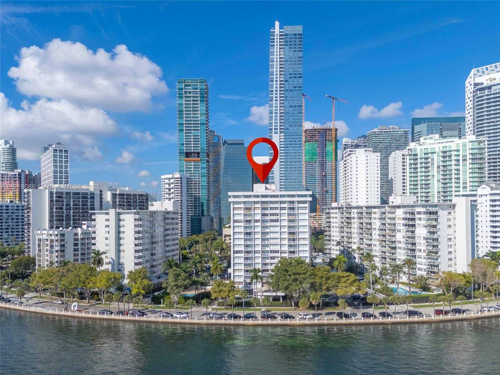 Small Image of 1420 BRICKELL BAY DR #608B, Miami Number 32