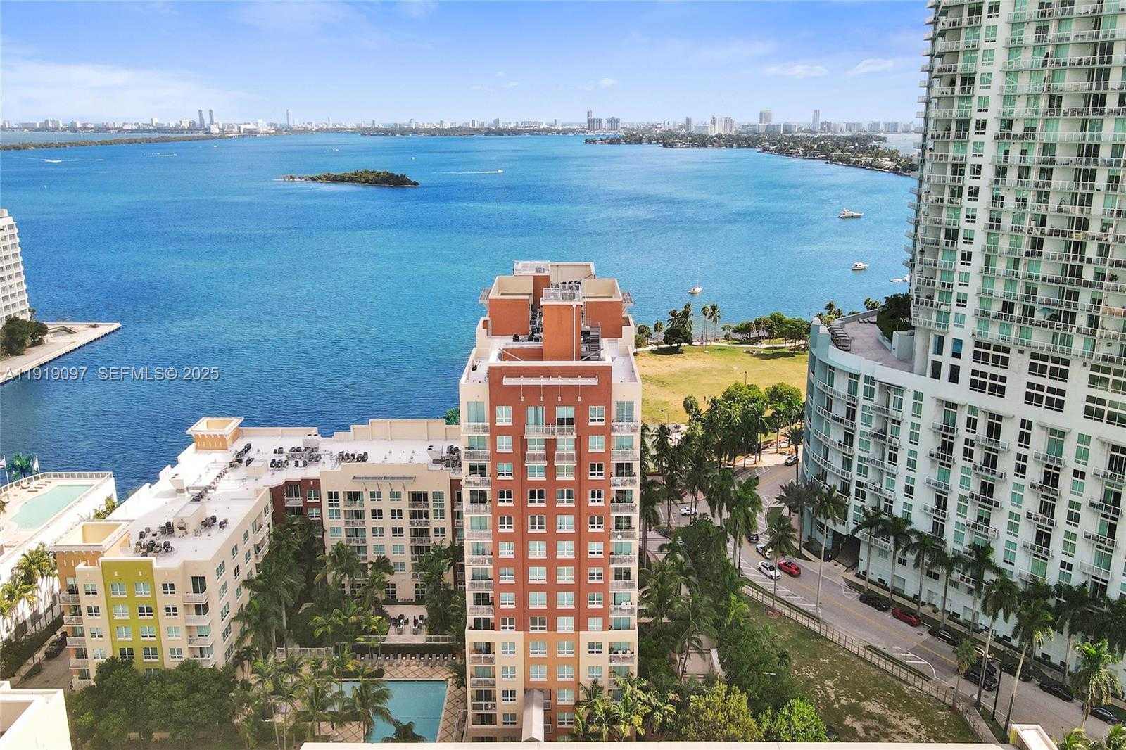 Small Image of 2000 NORTH BAYSHORE DR #605, Miami Number 11