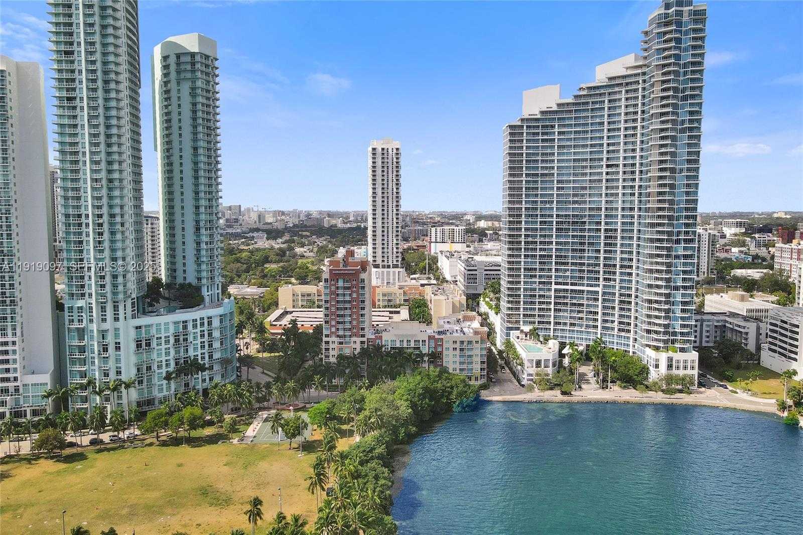 Small Image of 2000 NORTH BAYSHORE DR #605, Miami Number 27