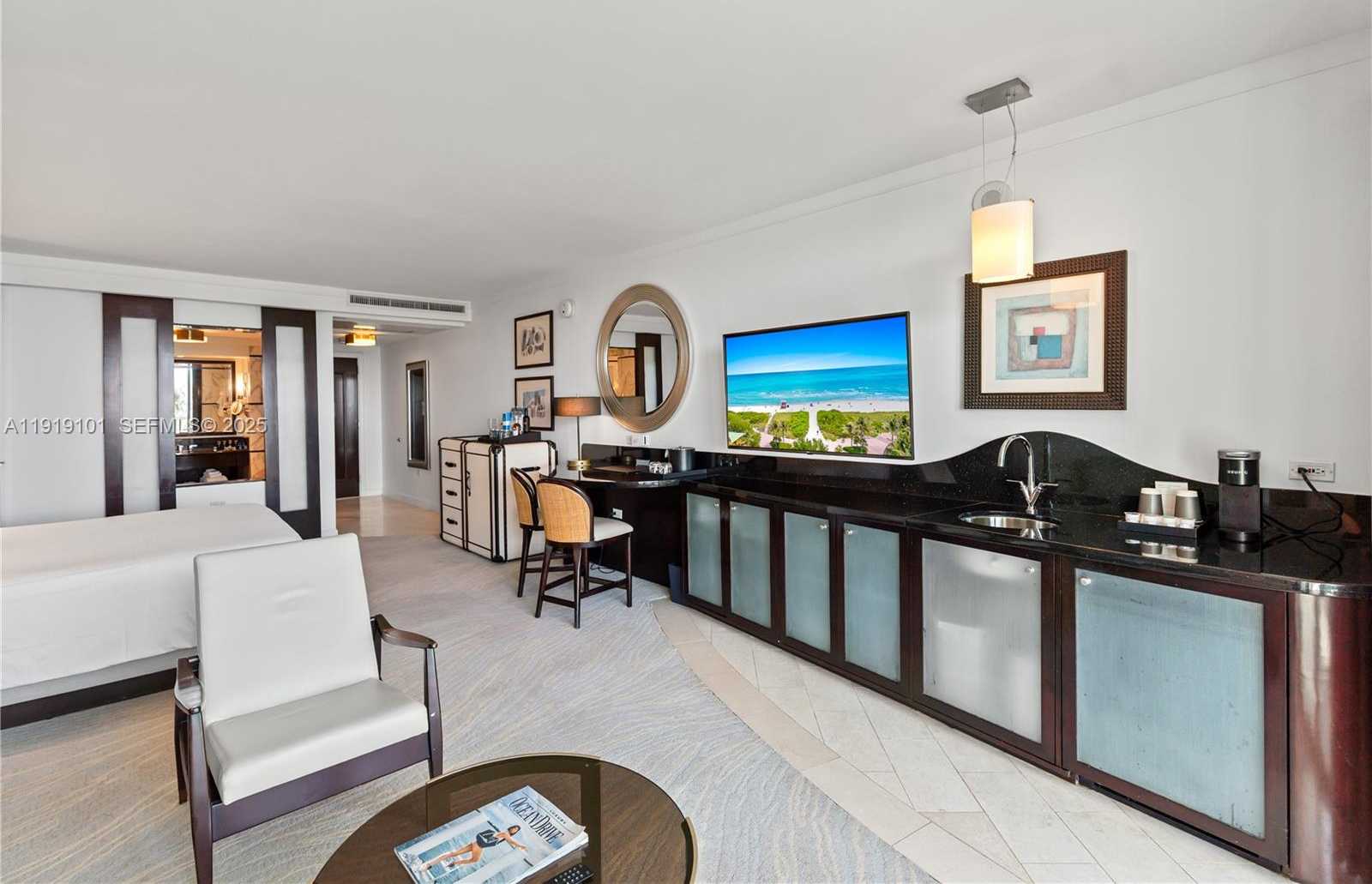 Small Image of 4391 COLLINS AVE #413, Miami Beach Number 14