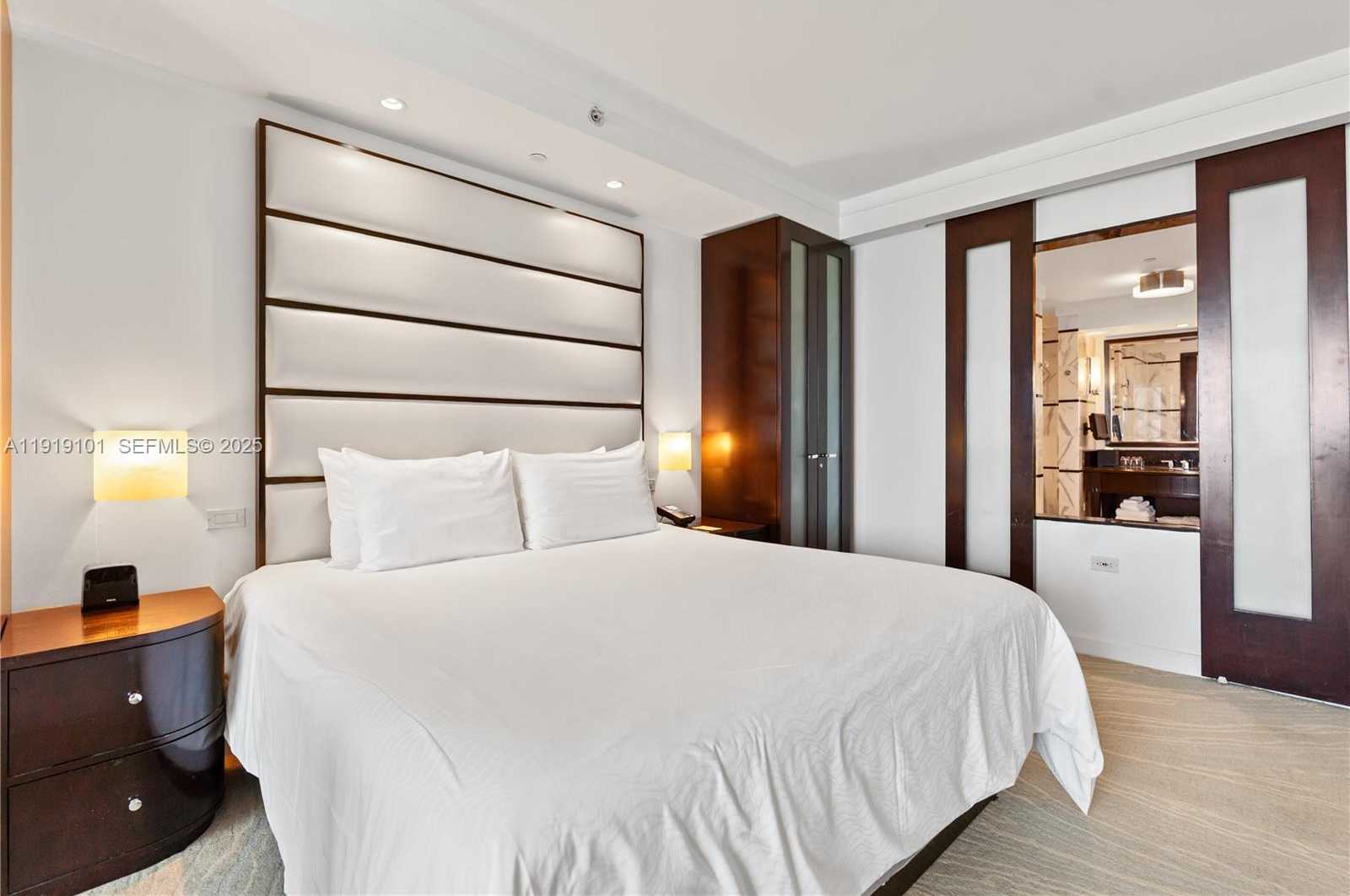 Small Image of 4391 COLLINS AVE #413, Miami Beach Number 15