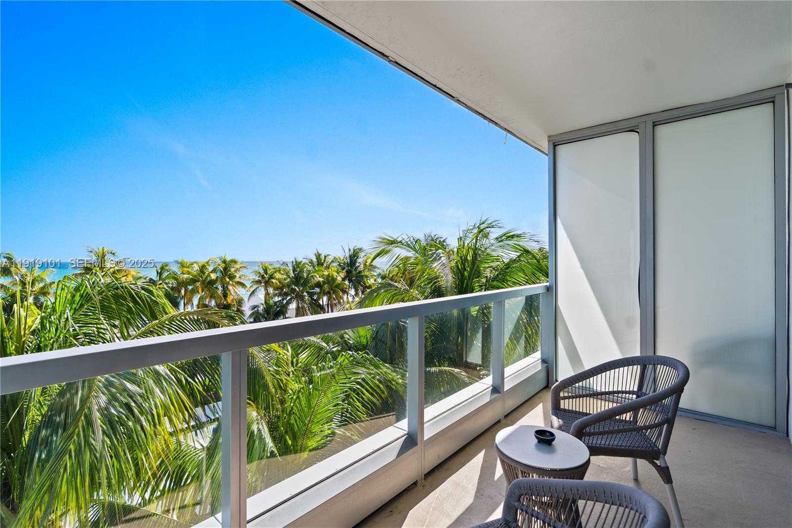 Small Image of 4391 COLLINS AVE #413, Miami Beach Number 2