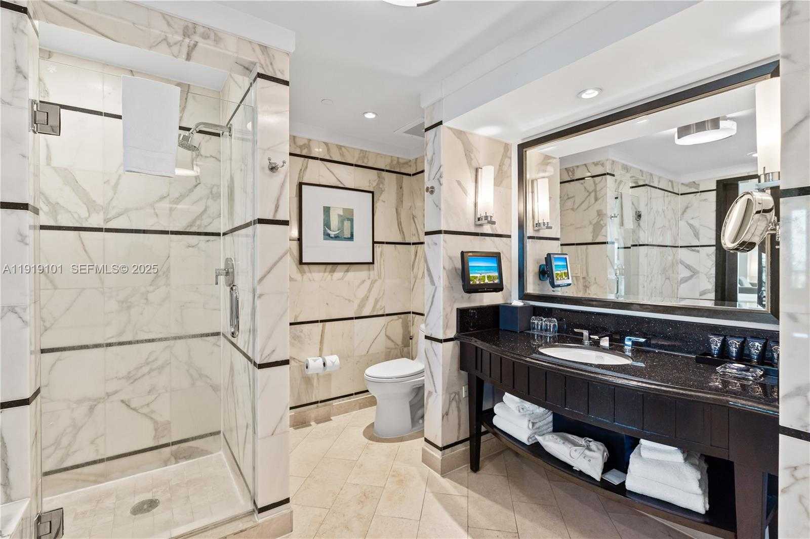 Small Image of 4391 COLLINS AVE #413, Miami Beach Number 21