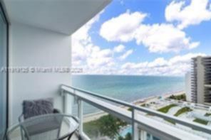 Small Image of 6801 COLLINS AVE #LPH09, Miami Beach Number 14