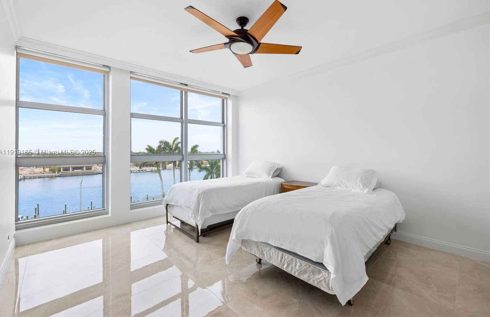 Small Image of 5055 COLLINS AVE #6M, Miami Beach Number 12