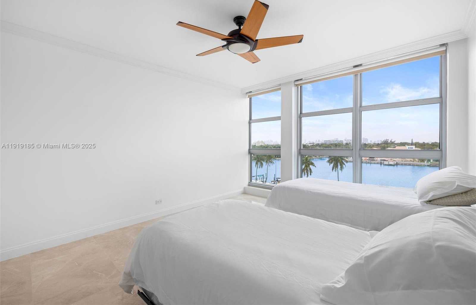 Small Image of 5055 COLLINS AVE #6M, Miami Beach Number 13