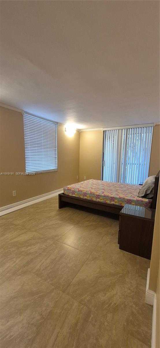 Small Image of 14401 NORTH KENDALL DR #205N, Miami Number 12