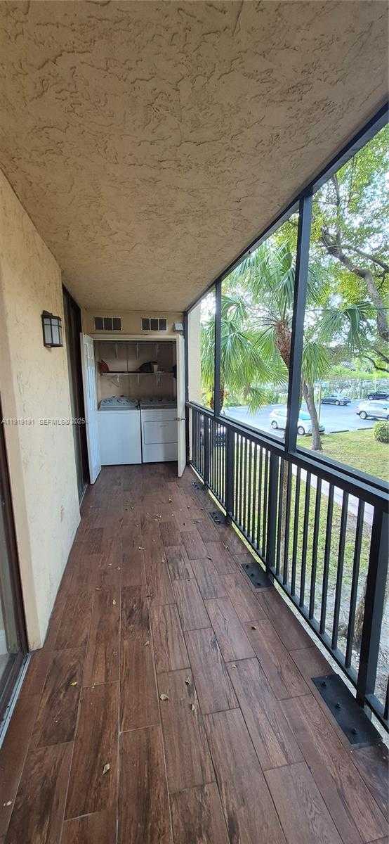 Small Image of 14401 NORTH KENDALL DR #205N, Miami Number 7