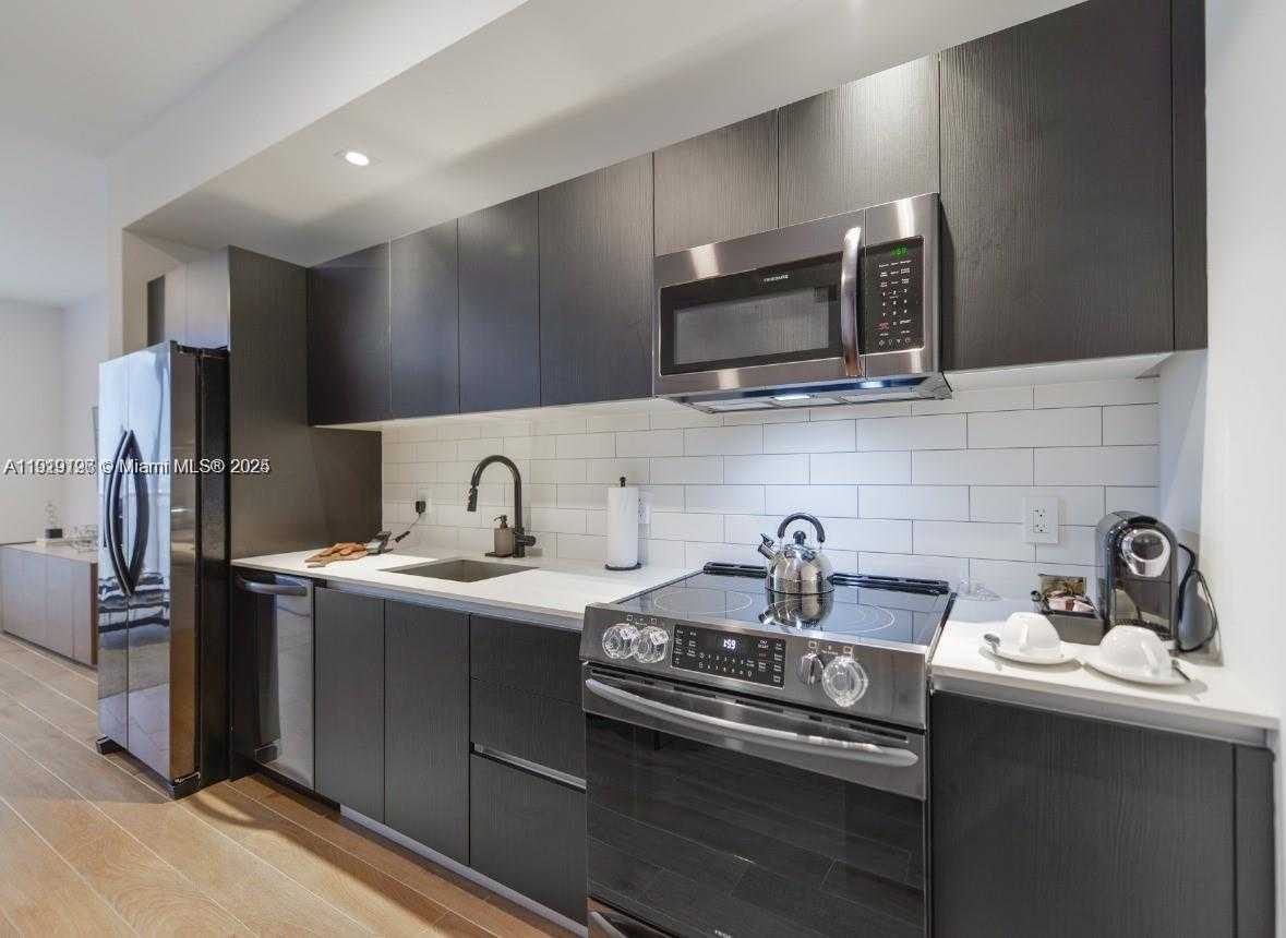 Small Image of 398 NORTH EAST 5TH ST #4210, Miami Number 11